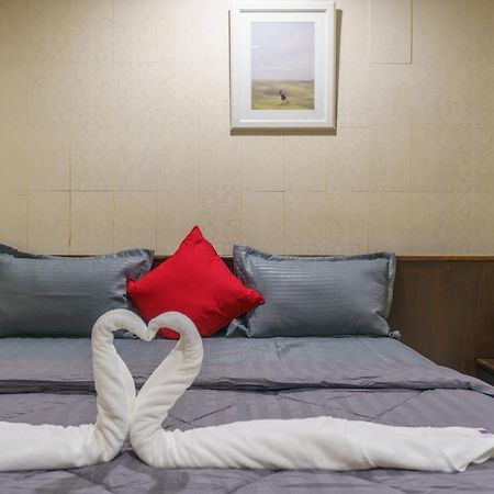 Cheqinn Bed Sukhumvit 4 Nana Plaza Bangkok Dış mekan fotoğraf