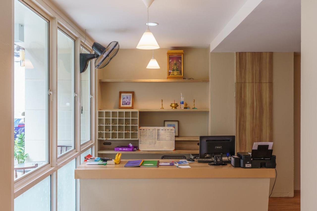 Cheqinn Bed Sukhumvit 4 Nana Plaza Bangkok Dış mekan fotoğraf