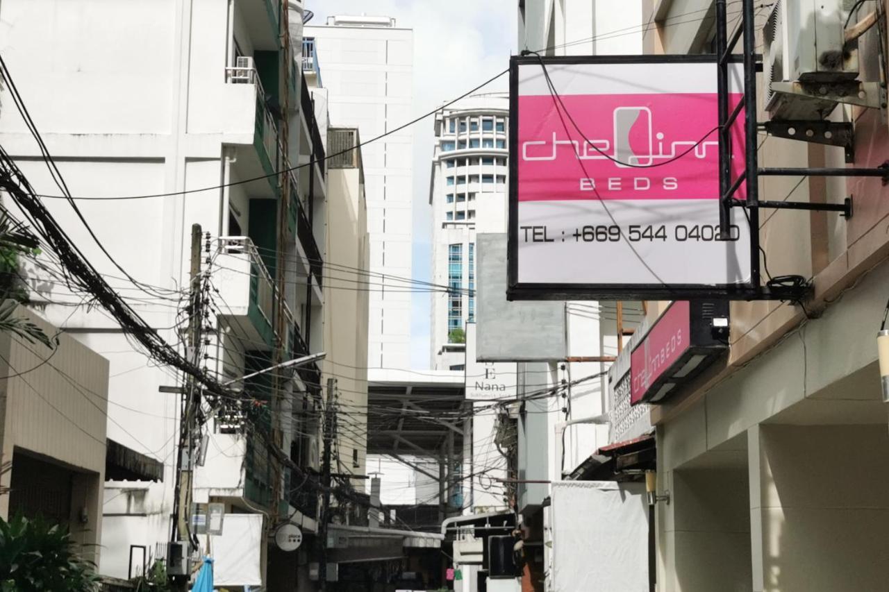 Cheqinn Bed Sukhumvit 4 Nana Plaza Bangkok Dış mekan fotoğraf