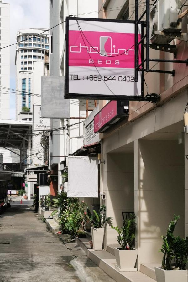 Cheqinn Bed Sukhumvit 4 Nana Plaza Bangkok Dış mekan fotoğraf